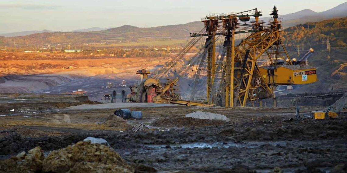 Ilustración representativa: Análisis de la minería a cielo abierto en Panamá - tupolitica.com
