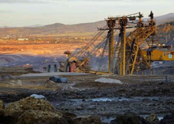 Ilustración representativa: Análisis de la minería a cielo abierto en Panamá - tupolitica.com