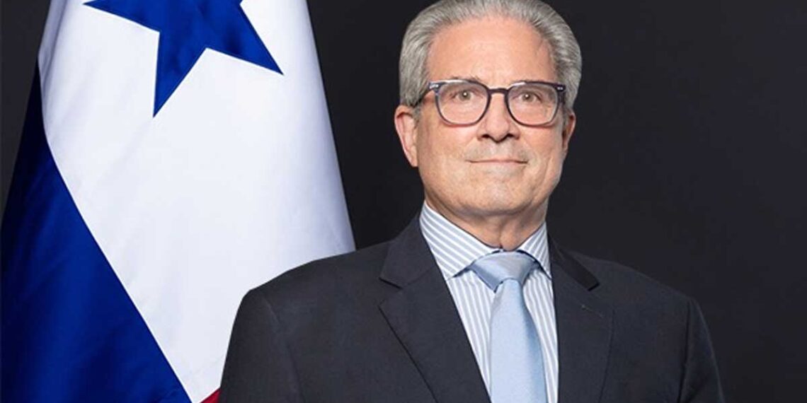 Ministro de Salud Fernando Boyd Galindo - Primer año de gestión del Ministerio de Salud MINSA - Análisis de Tu Política - tupolitica.com Panamá