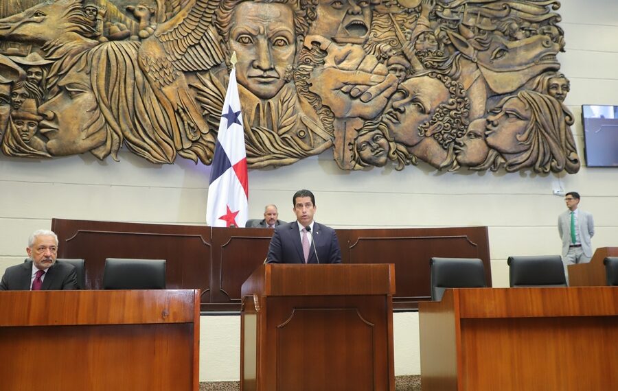 Jose Ramón Icaza Clement presenta presupuesto de la ACP ante la Asamblea, para la vigencia 2026 - Tu Política