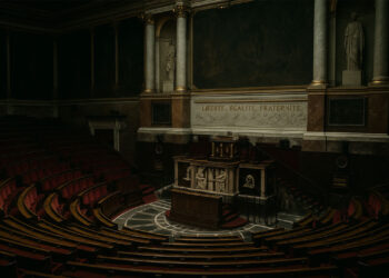 Análisis de la caída de François Bayrou como primer ministro francés - Tu Política