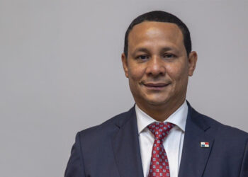 Héctor Brands - Tu Política