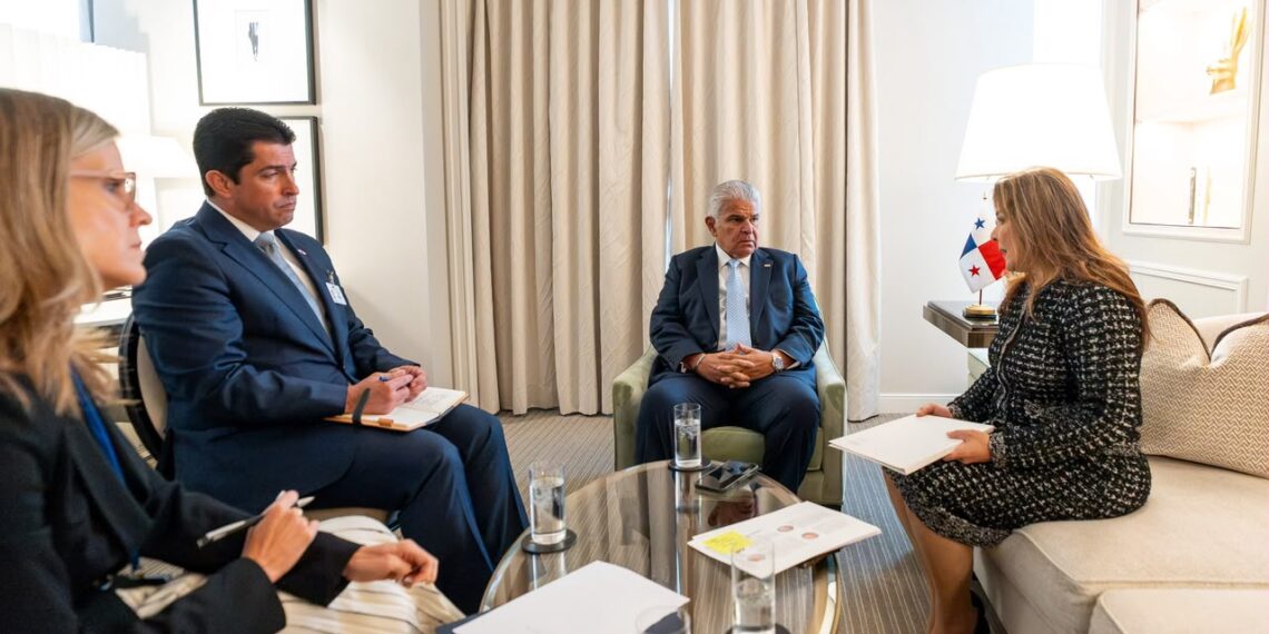 Mulino se reúne con directora del Foro Económico Mundial y confirman encuentro en Panamá con líderes globales del sector energético y logístico